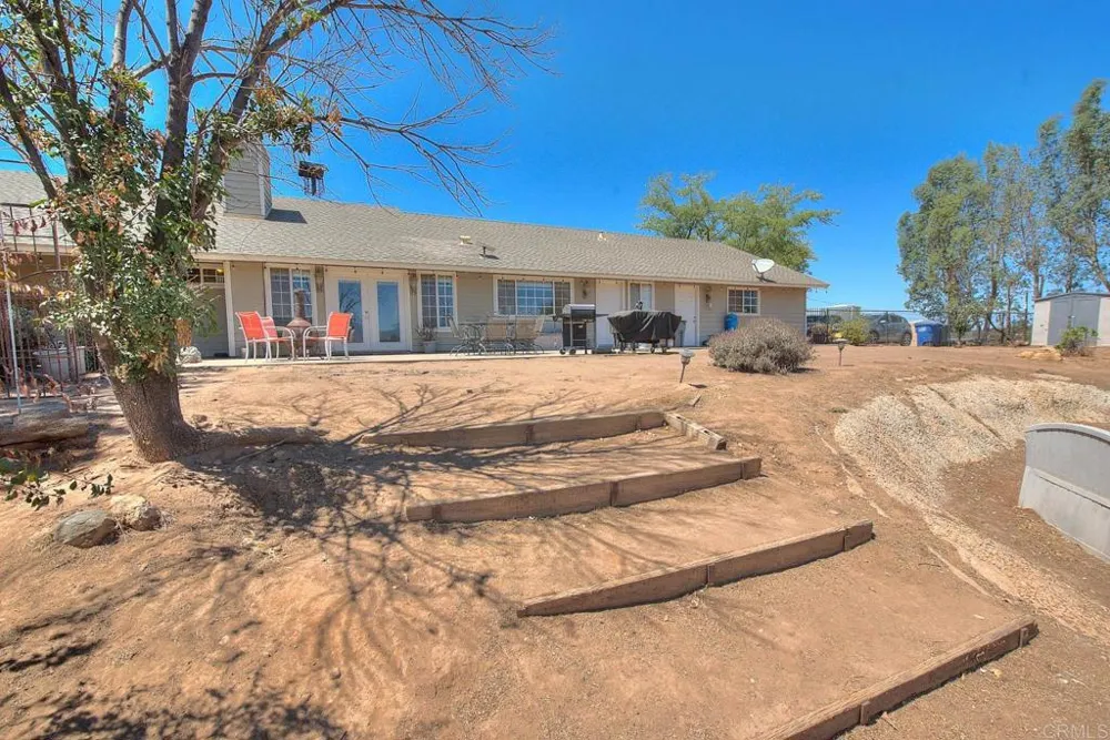 14937 Chemise Creek Road Ramona, CA 92065