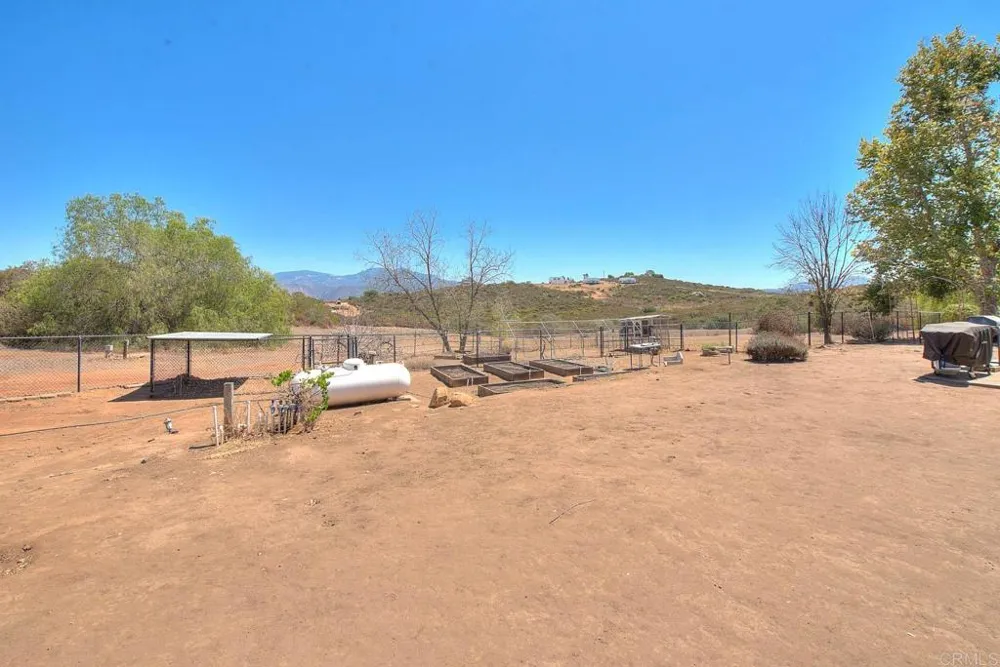 14937 Chemise Creek Road Ramona, CA 92065