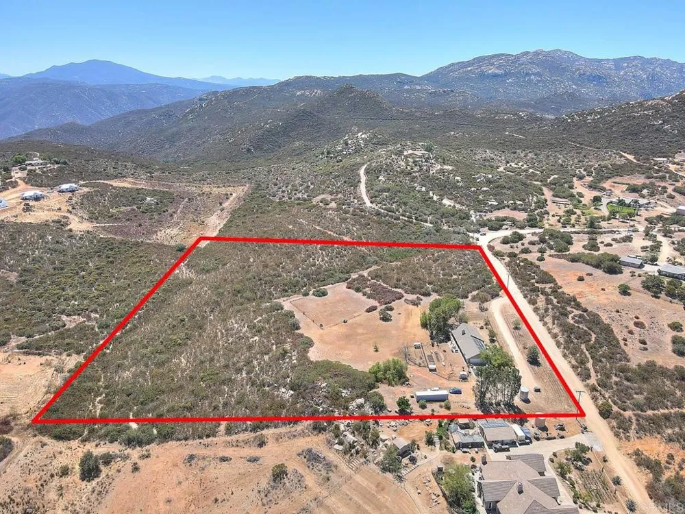14937 Chemise Creek Road Ramona, CA 92065