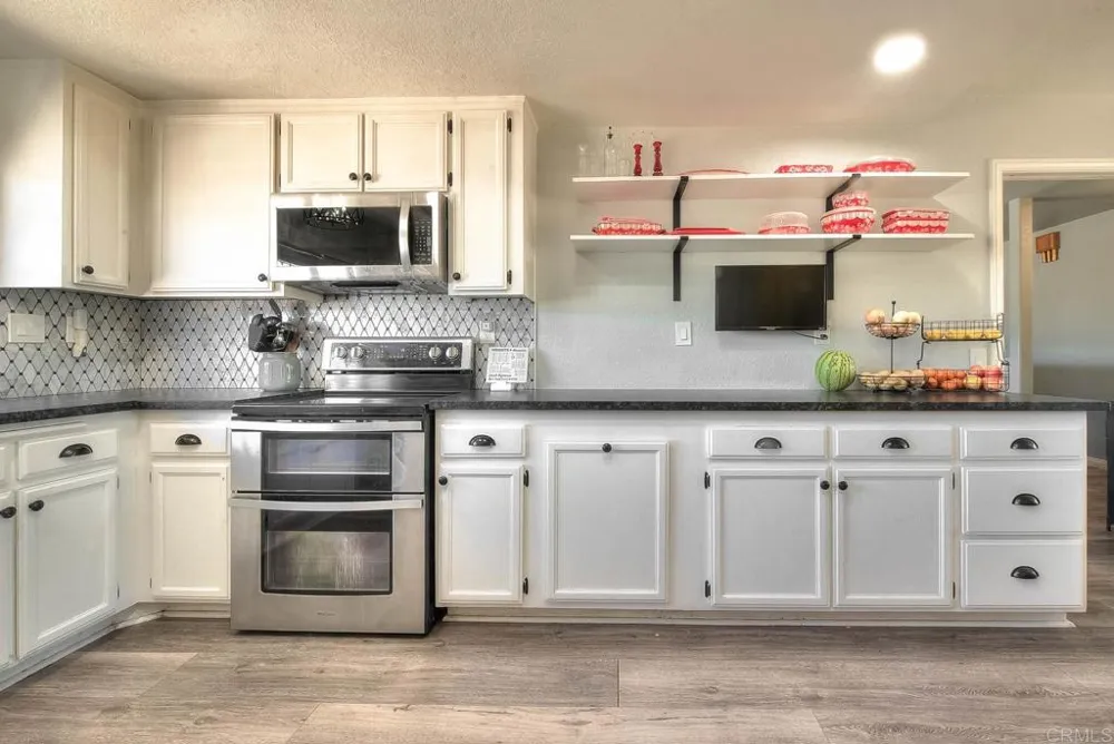 14937 Chemise Creek Road Ramona, CA 92065