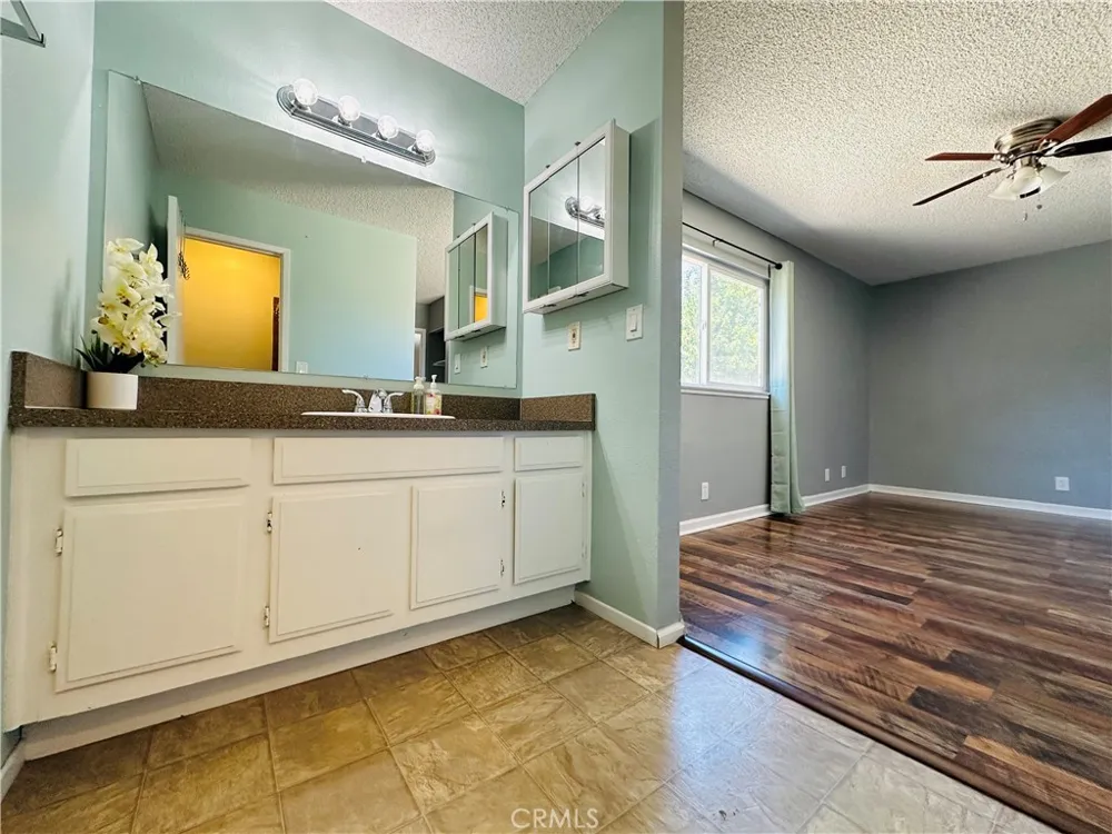 44419 Watford Ave Lancaster, CA 93535