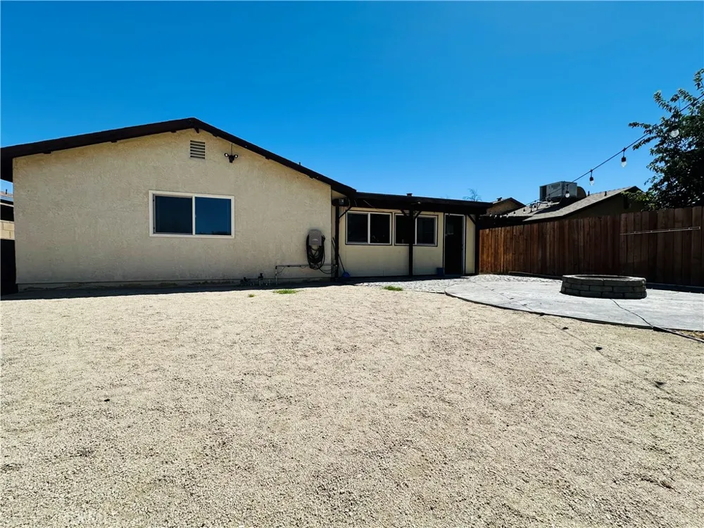 44419 Watford Ave Lancaster, CA 93535