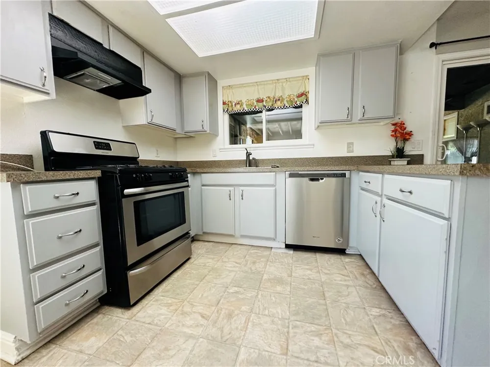 44419 Watford Ave Lancaster, CA 93535
