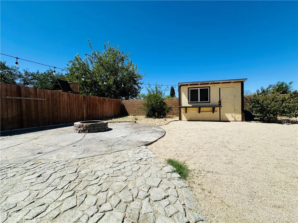 44419 Watford Ave Lancaster, CA 93535
