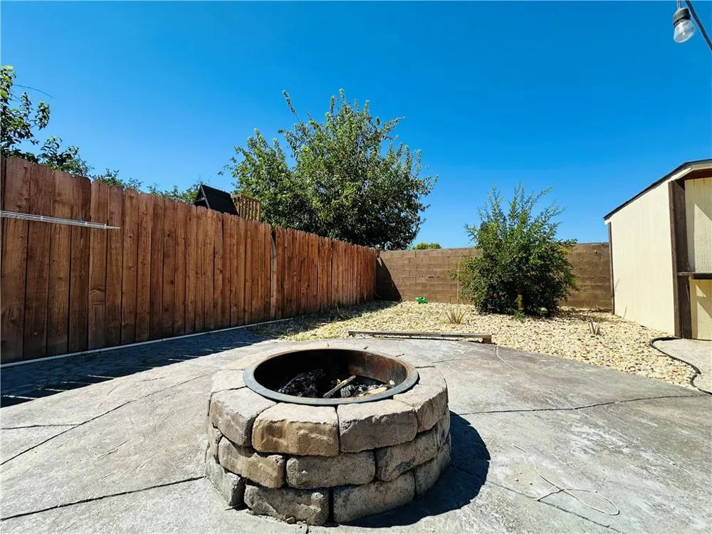 44419 Watford Ave Lancaster, CA 93535
