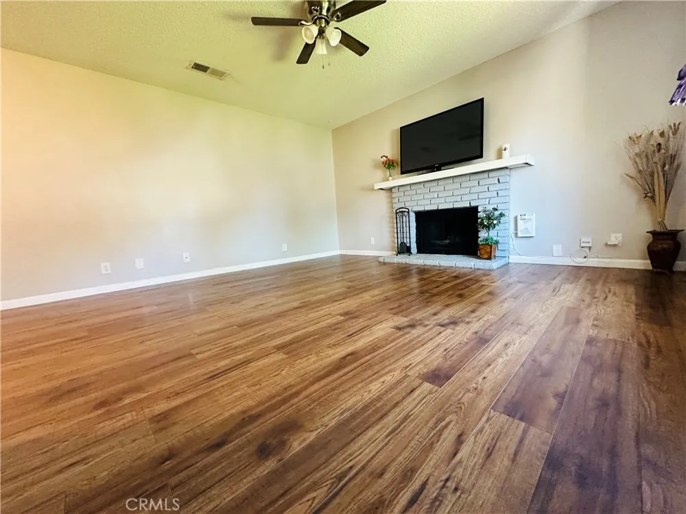 44419 Watford Ave Lancaster, CA 93535