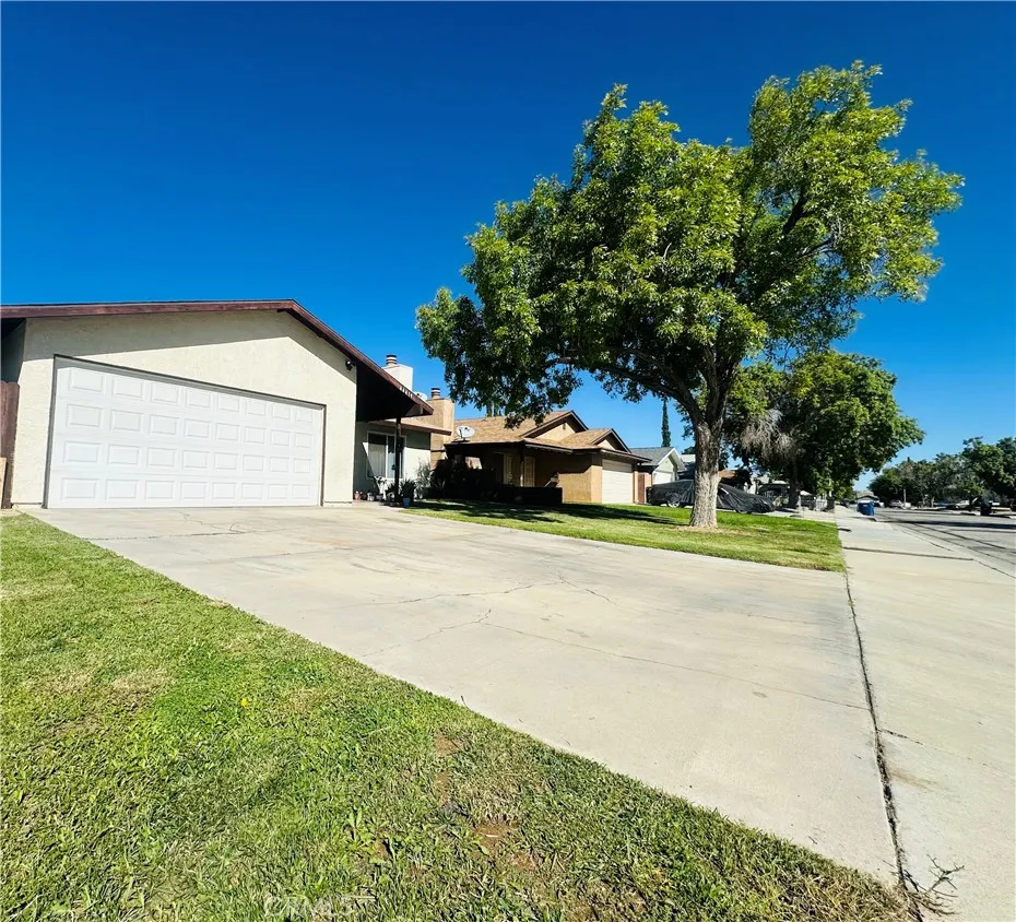 44419 Watford Ave Lancaster, CA 93535