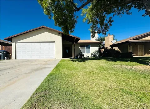 44419 Watford Ave