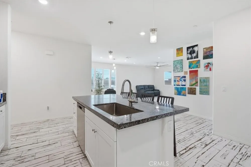 32350 Iron Trail Winchester, CA 92596