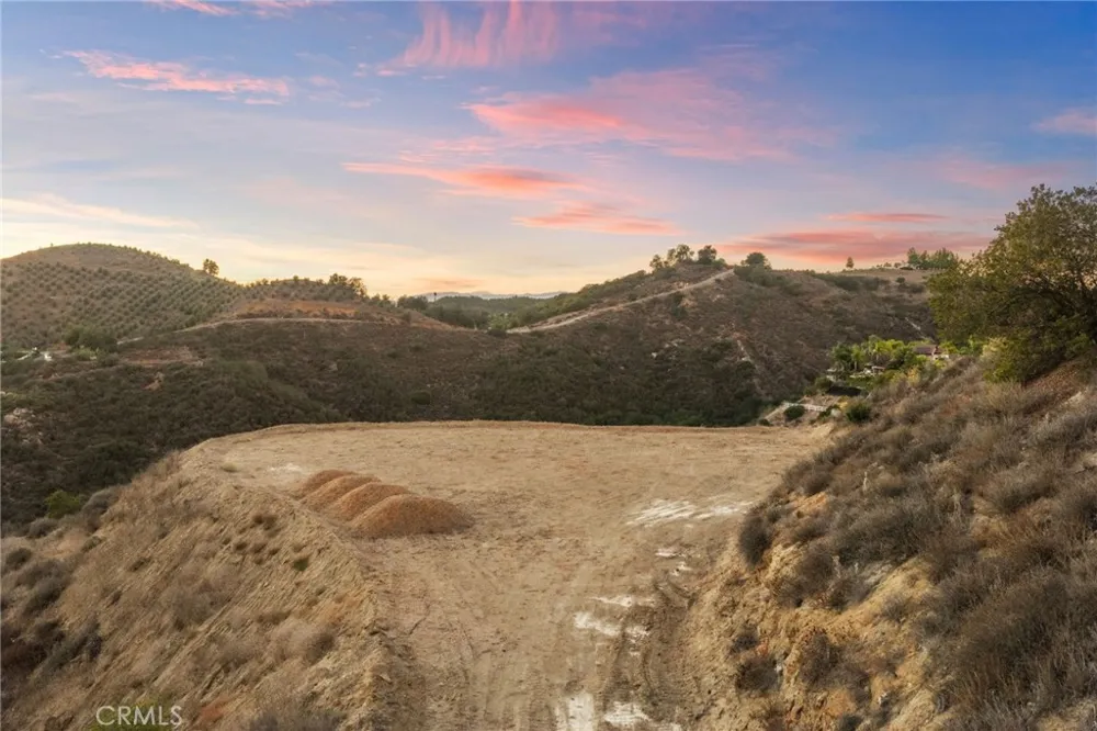 44995 Via Renaissance Temecula, CA 92590