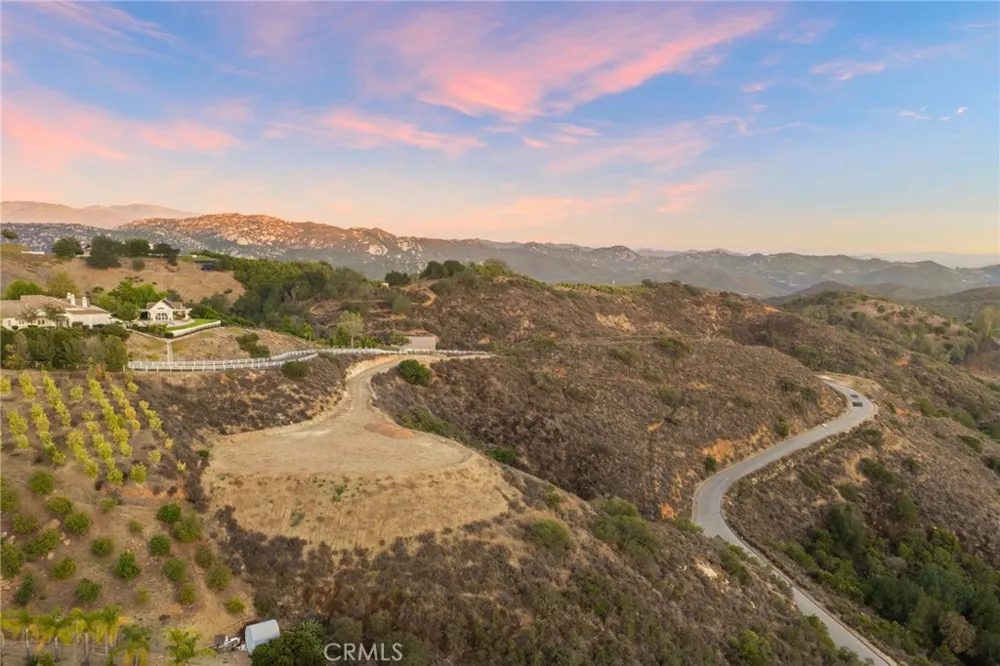 44995 Via Renaissance Temecula, CA 92590