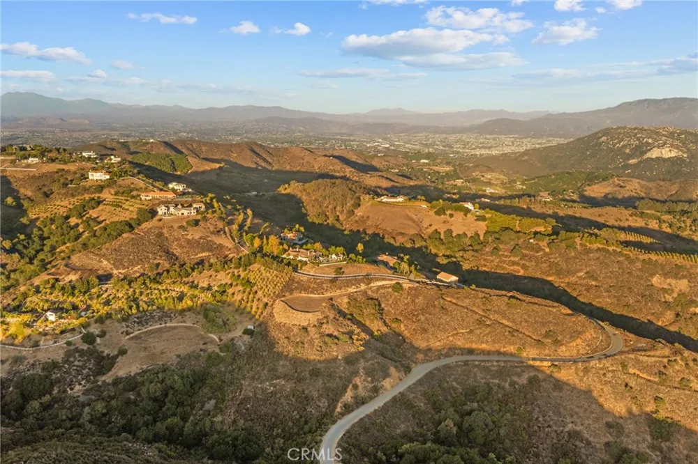 44995 Via Renaissance Temecula, CA 92590