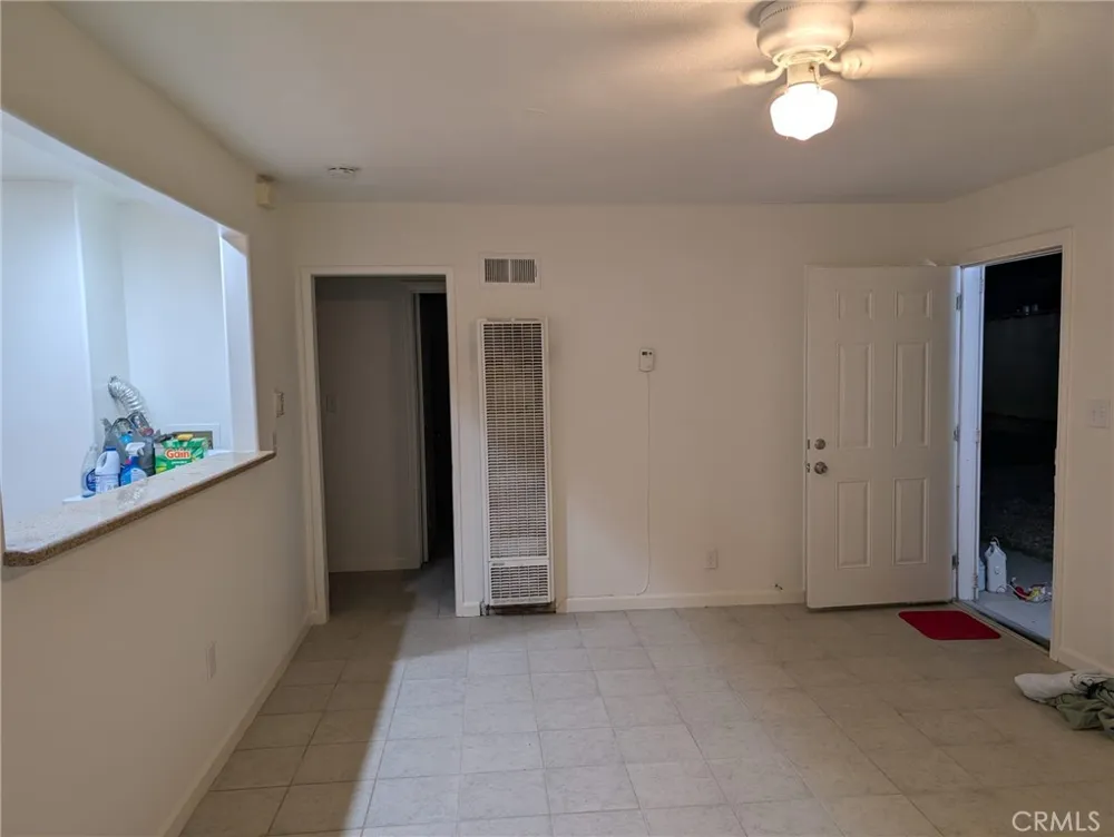 933 Carson Barstow, CA 92311