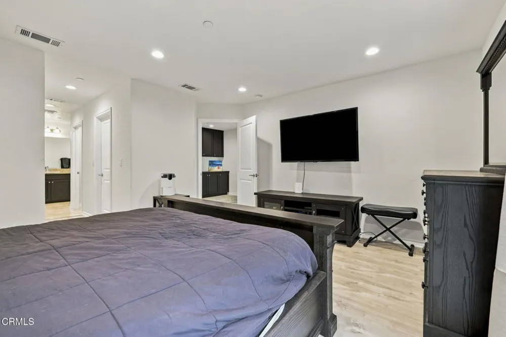 1218 Vista Heights Court Thousand Oaks, CA 91320