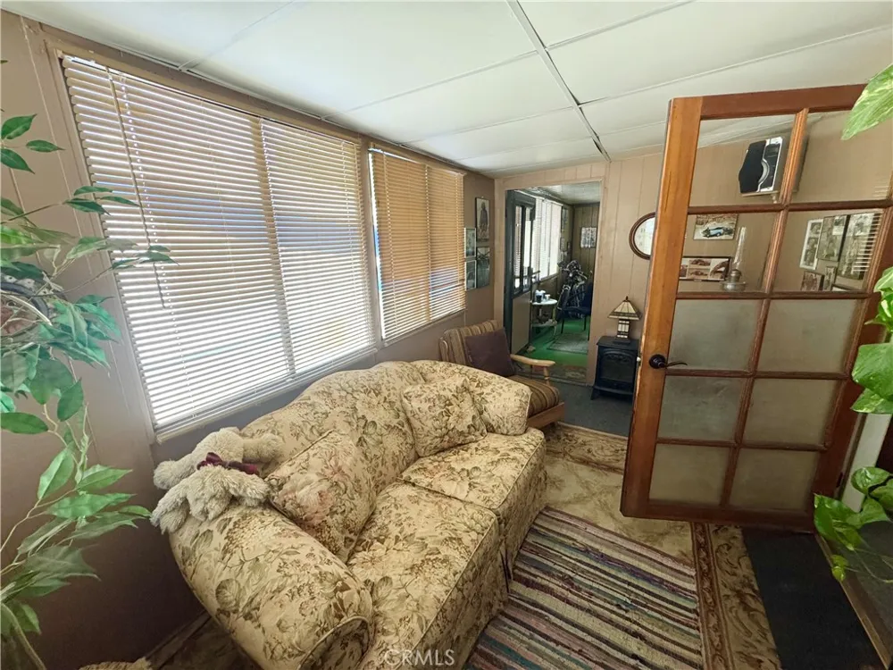 7484 Kickapoo Trail Yucca Valley, CA 92284