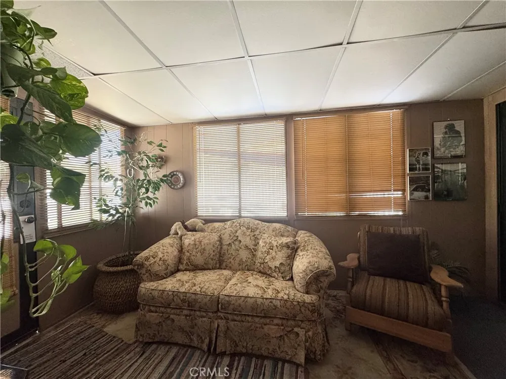 7484 Kickapoo Trail Yucca Valley, CA 92284