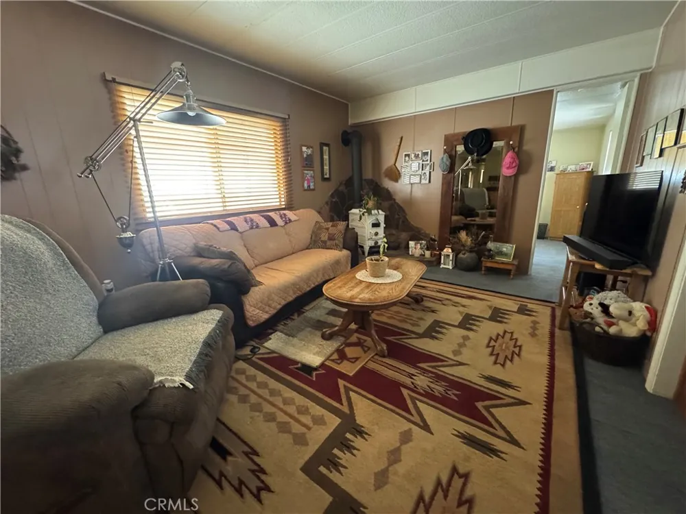 7484 Kickapoo Trail Yucca Valley, CA 92284
