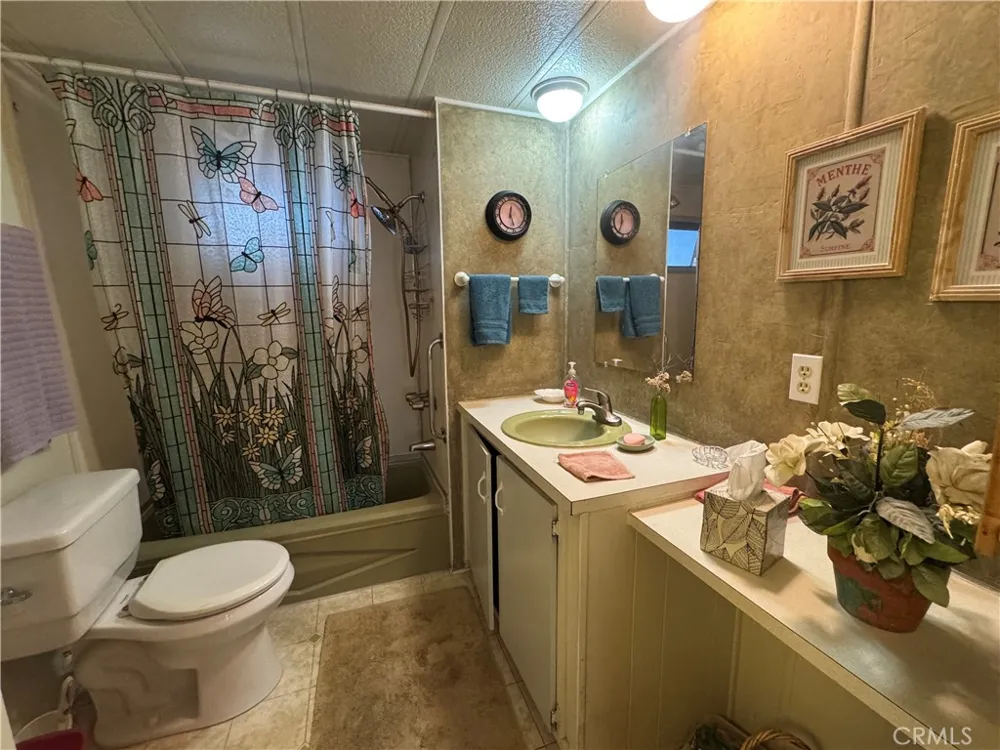 7484 Kickapoo Trail Yucca Valley, CA 92284