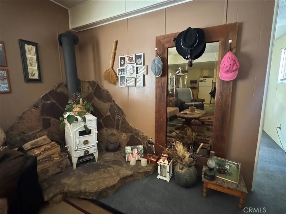 7484 Kickapoo Trail Yucca Valley, CA 92284