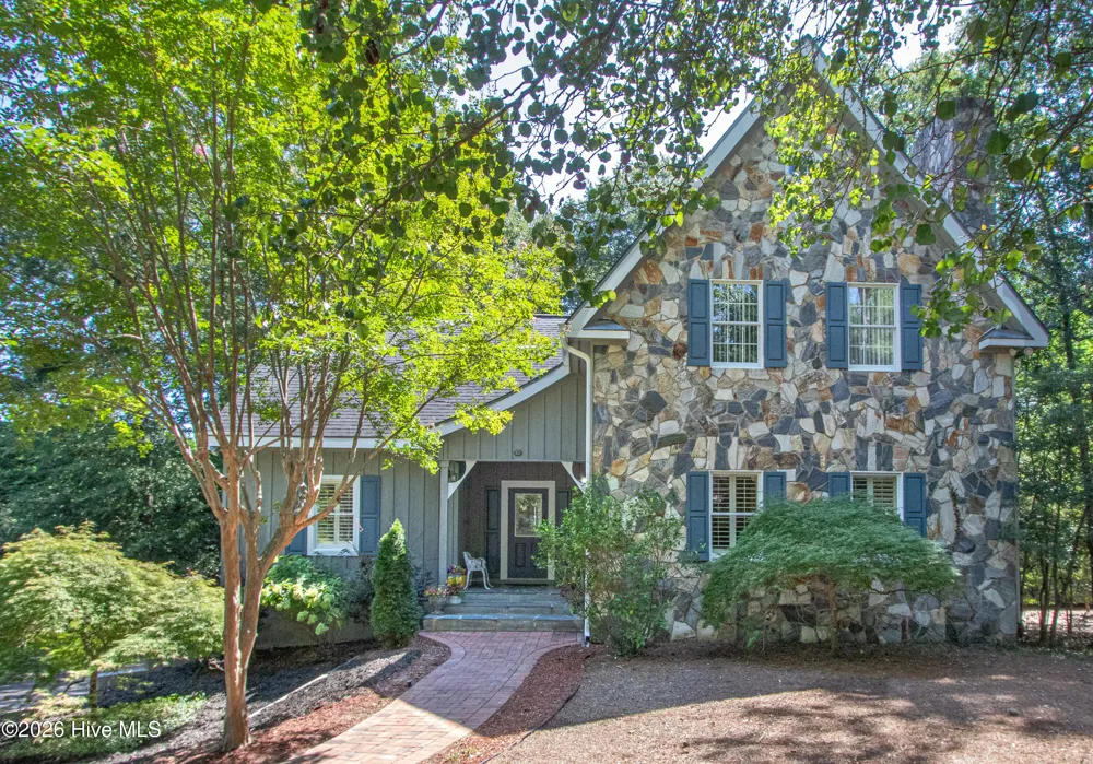 12 Village Lane Pinehurst, NC 28374