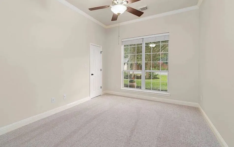 11405 Larue Belle Lane Austin, TX 78739