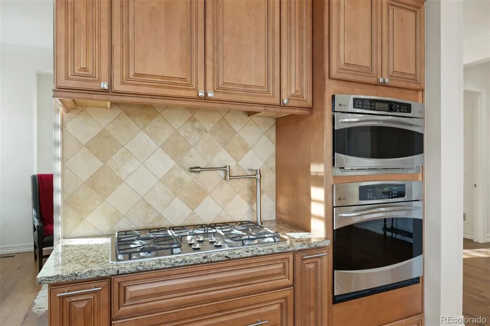 4332 Chateau Ridge Road Castle Rock, CO 80108