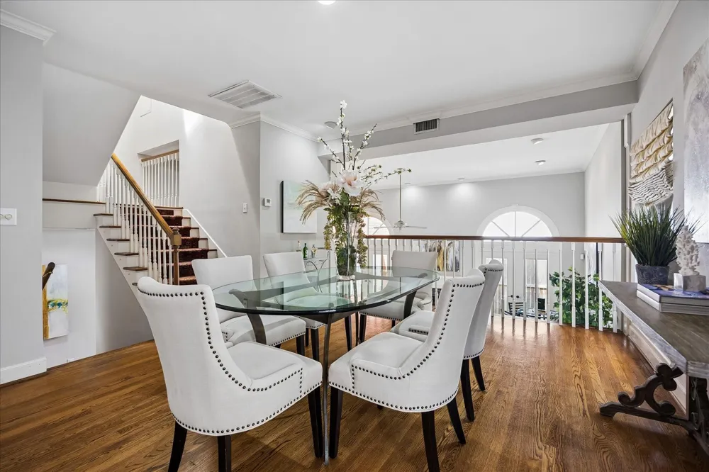 6310 Prague Street Houston, TX 77007