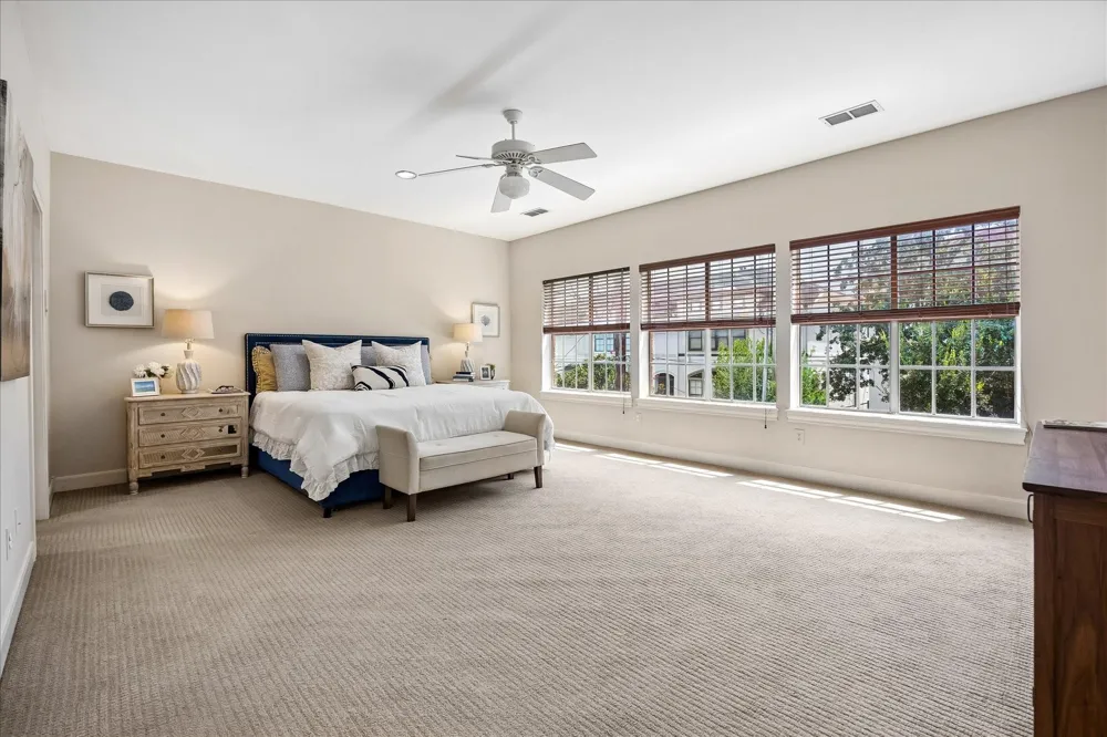 6310 Prague Street Houston, TX 77007