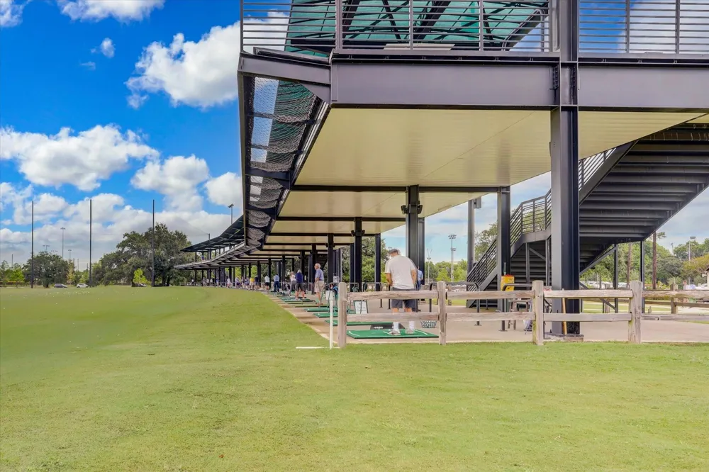 6310 Prague Street Houston, TX 77007