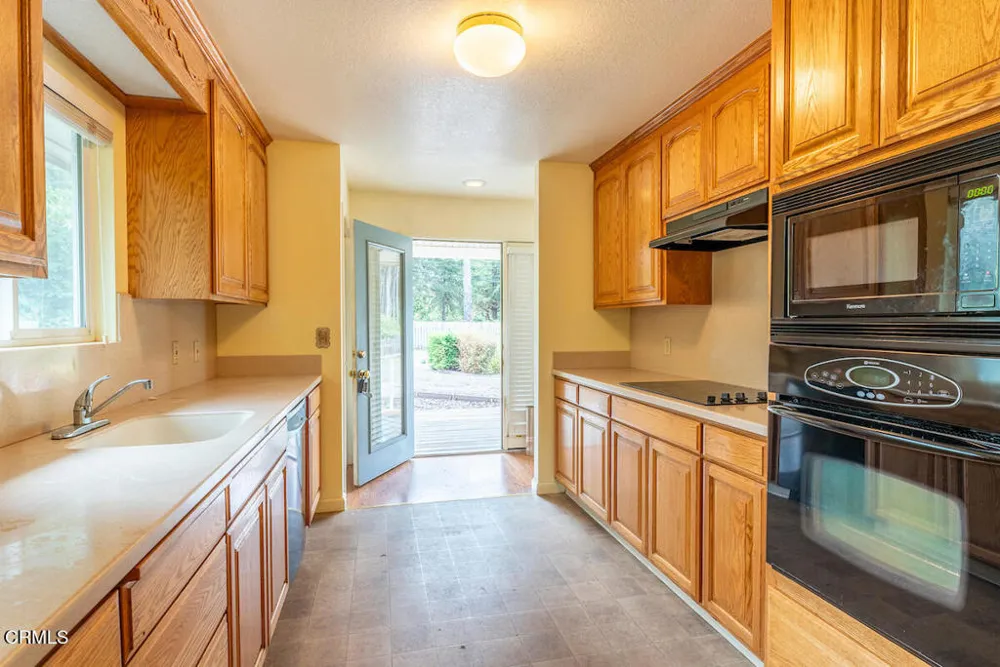 31420 Fort Bragg Sherwood Fort Bragg, CA 95437