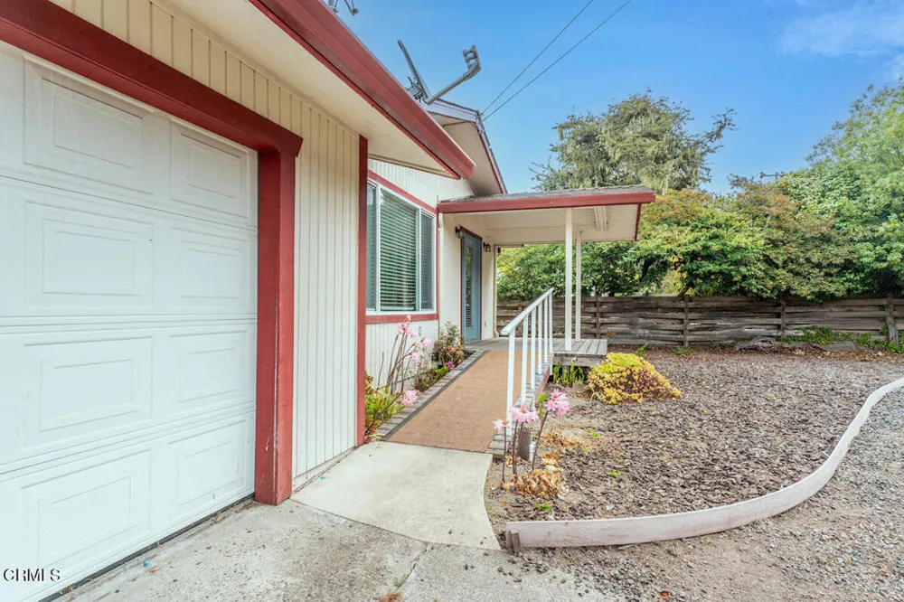 31420 Fort Bragg Sherwood Fort Bragg, CA 95437