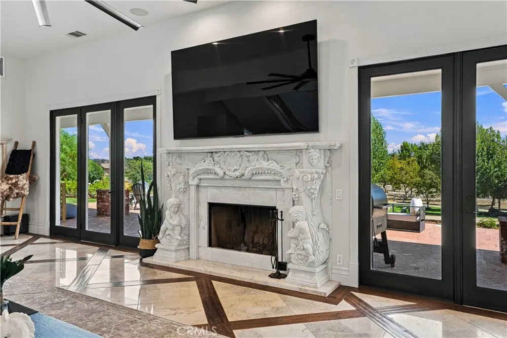 42580 Avenida Escala Murrieta, CA 92562