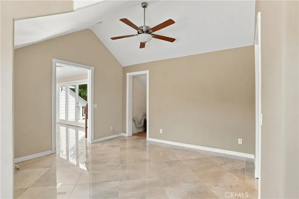 42580 Avenida Escala Murrieta, CA 92562