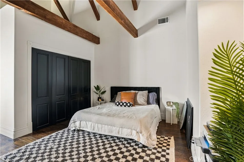 42580 Avenida Escala Murrieta, CA 92562