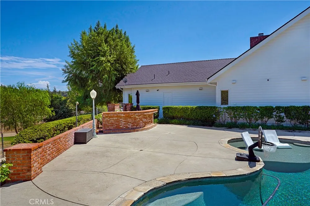 42580 Avenida Escala Murrieta, CA 92562