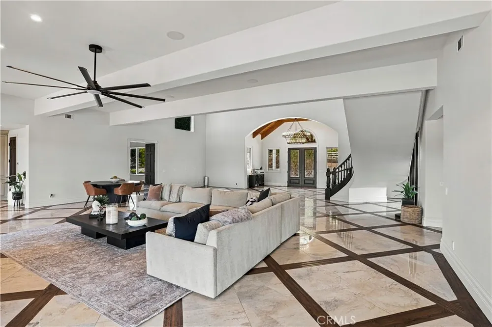 42580 Avenida Escala Murrieta, CA 92562
