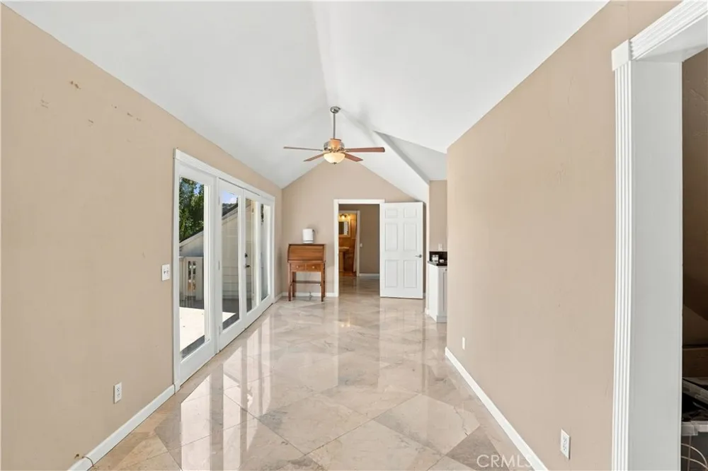 42580 Avenida Escala Murrieta, CA 92562