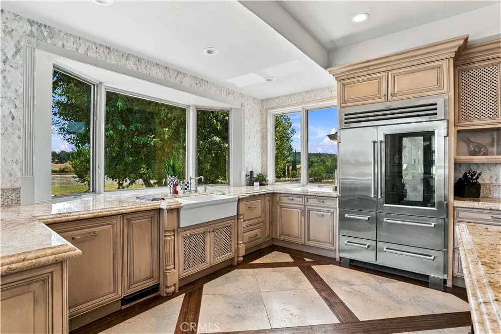 42580 Avenida Escala Murrieta, CA 92562