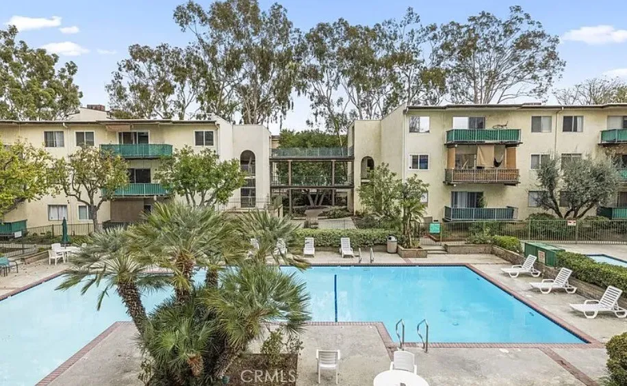 5460 White Oak #G309 Los Angeles, CA 91316