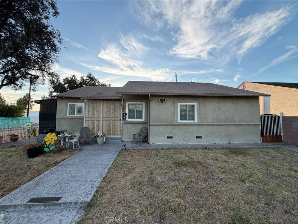 2203 Las Vegas Ave Pomona, CA 91767