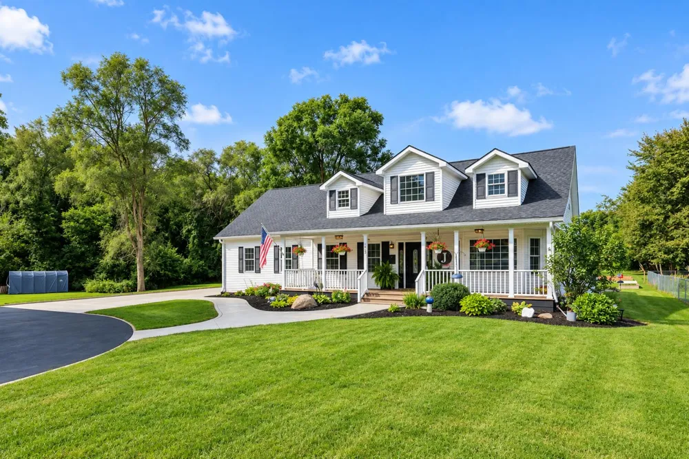 1469 Roods Lake Road Lapeer, MI 48446