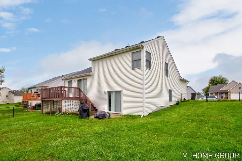2888 Riley Ridge Avenue Holland, MI 49424