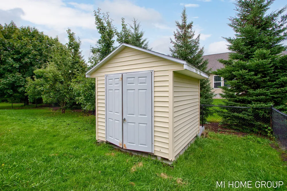 2888 Riley Ridge Avenue Holland, MI 49424