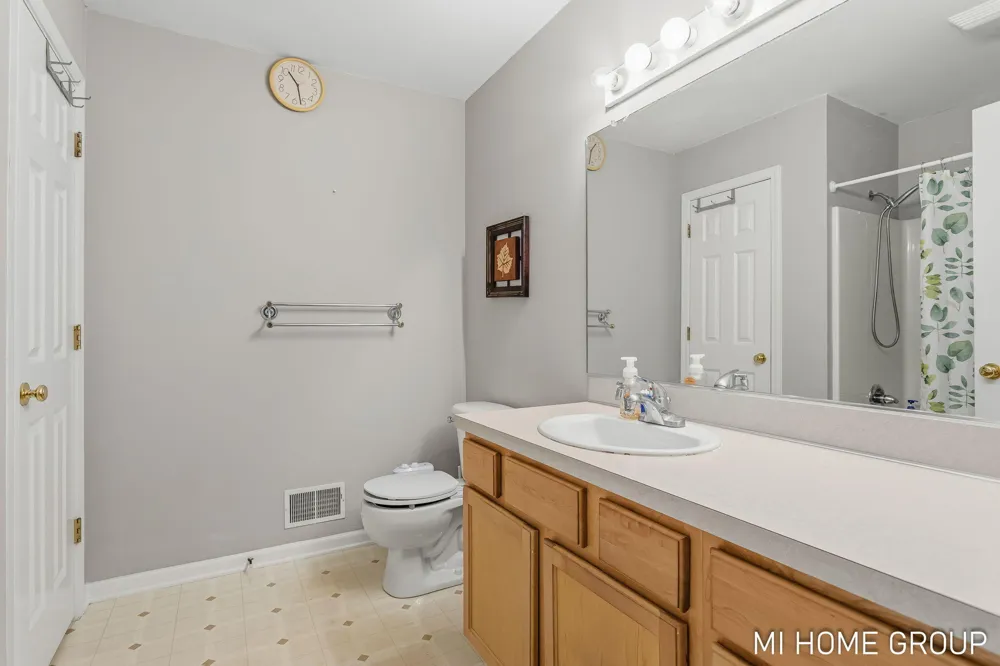 2888 Riley Ridge Avenue Holland, MI 49424