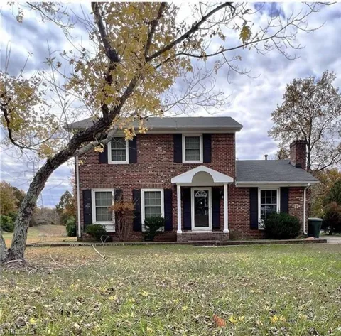 310 Woodlake Drive
