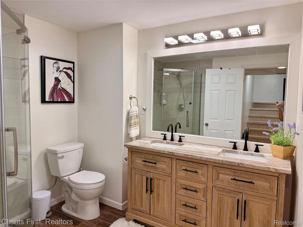 738 NATURES COVE CT Wixom City, MI 48393