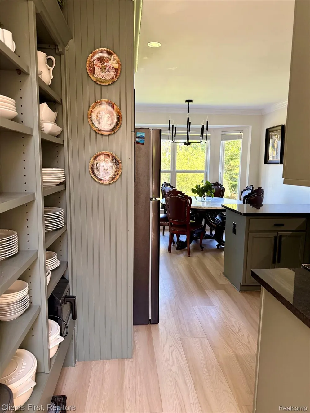 738 NATURES COVE CT Wixom City, MI 48393