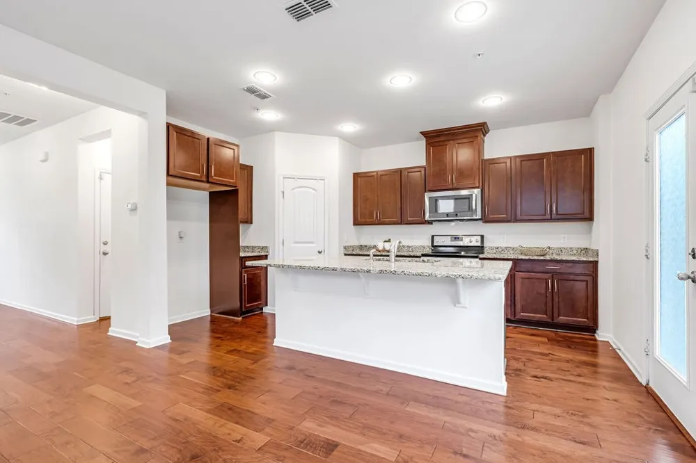 1038 Livingstone Ln Mount Juliet, TN 37122