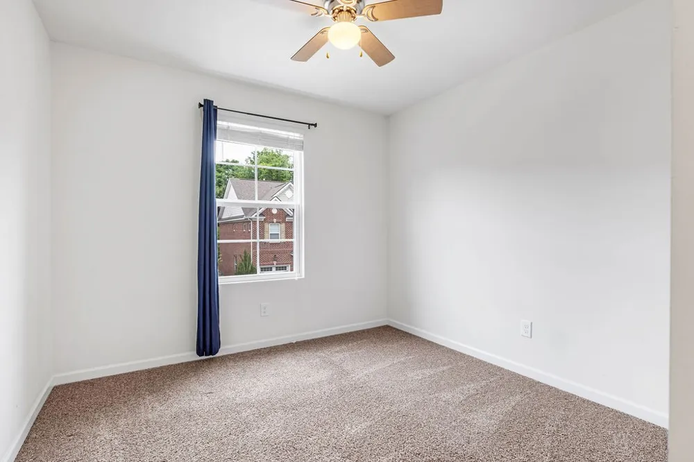 1038 Livingstone Ln Mount Juliet, TN 37122