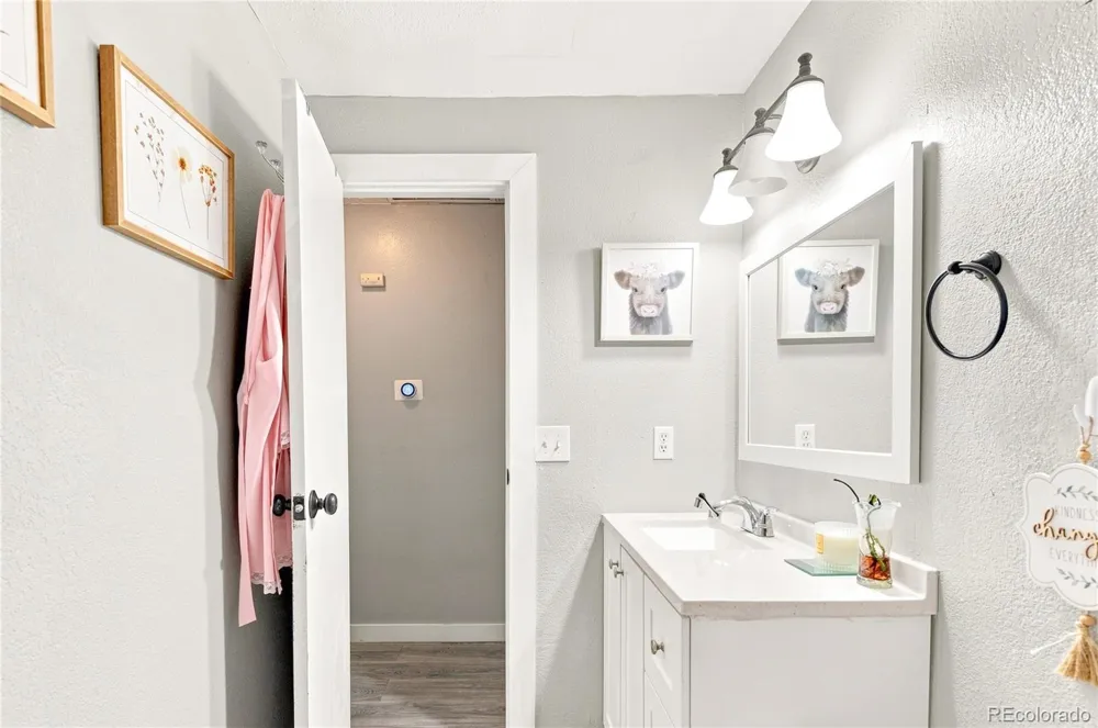 84 Nome Way #A Aurora, CO 80012